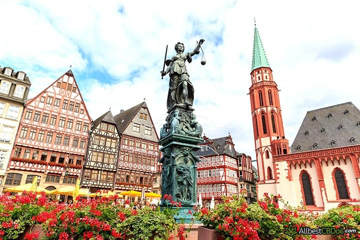 CBD oil Germany: Romerberg statue.